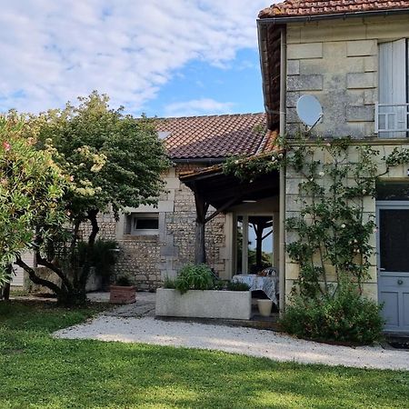 Logis De Pagnolet Villa Ozillac Luaran gambar